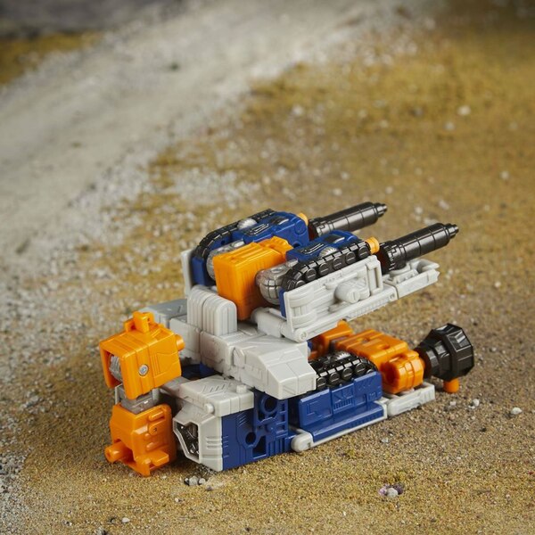 Transformers Earthrise Airwave New Official Images  (11 of 11)